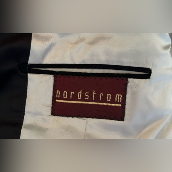 Tuxedo Jacket - Picture 7 of 9